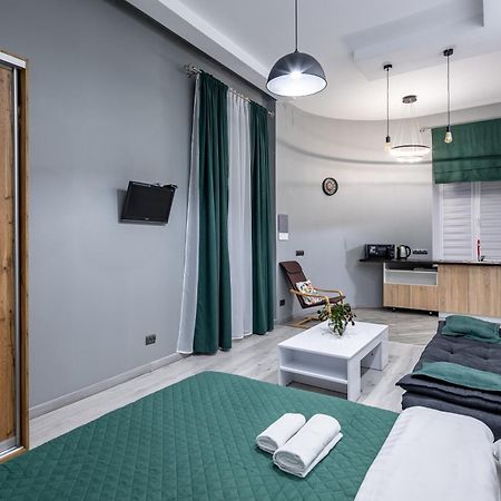 Cozy Apartments Center ลวีฟ ภายนอก รูปภาพ