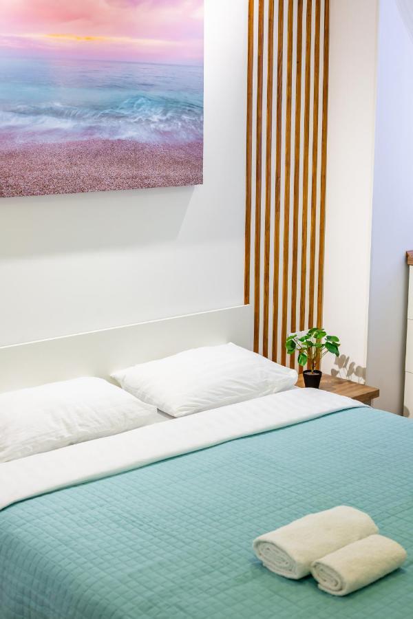 Cozy Apartments Center ลวีฟ ภายนอก รูปภาพ