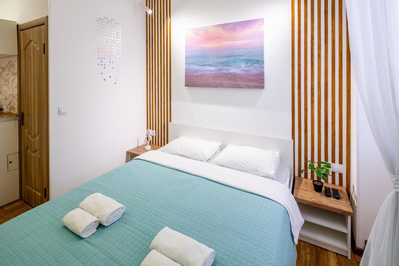 Cozy Apartments Center ลวีฟ ภายนอก รูปภาพ
