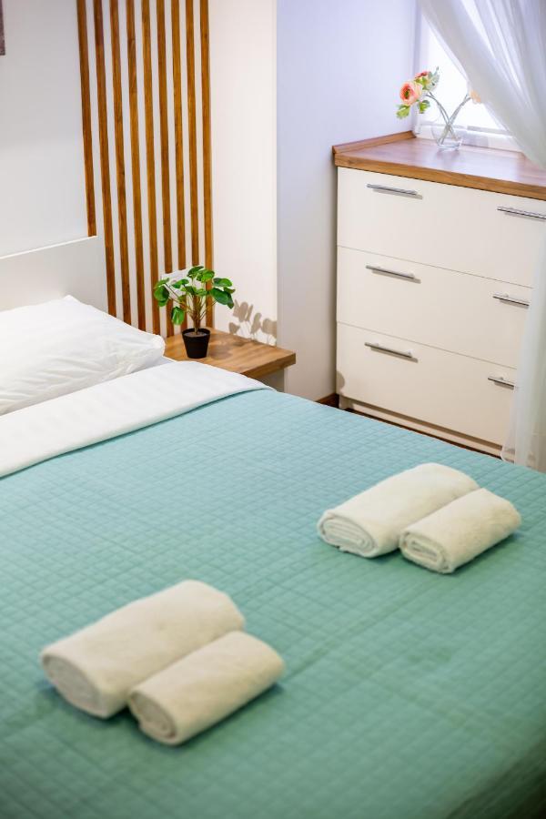 Cozy Apartments Center ลวีฟ ภายนอก รูปภาพ