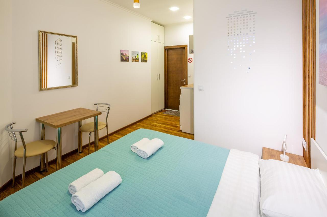 Cozy Apartments Center ลวีฟ ภายนอก รูปภาพ