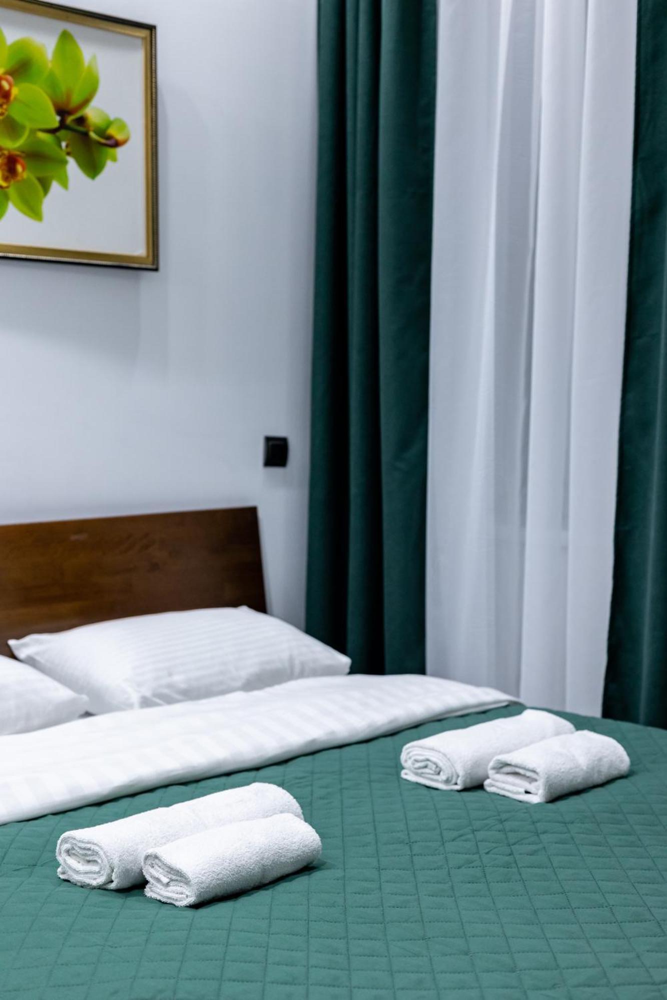 Cozy Apartments Center ลวีฟ ภายนอก รูปภาพ