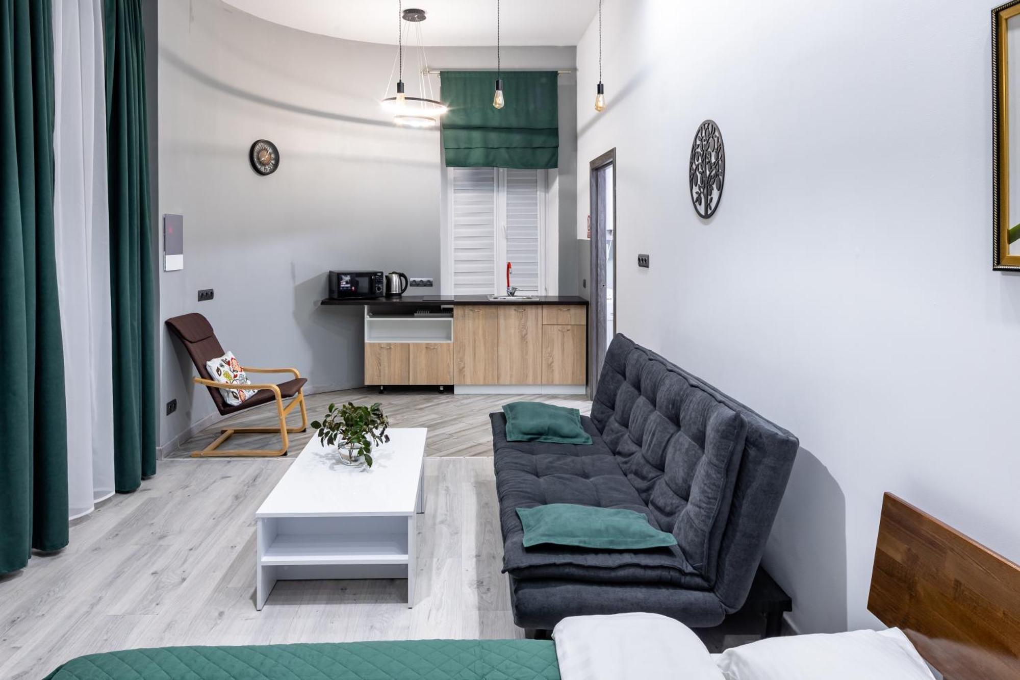 Cozy Apartments Center ลวีฟ ภายนอก รูปภาพ