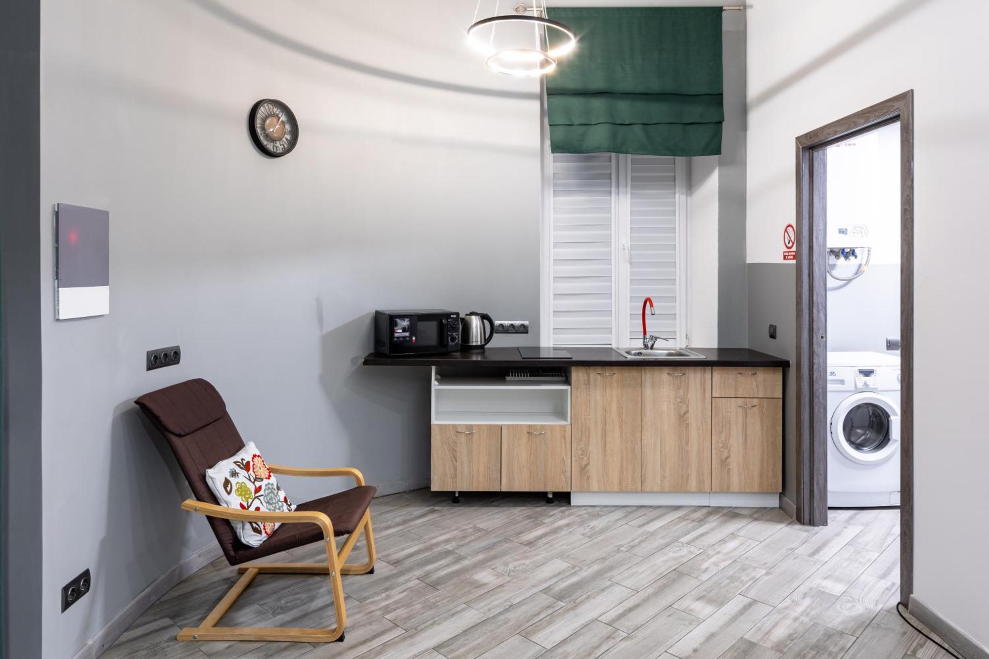 Cozy Apartments Center ลวีฟ ภายนอก รูปภาพ