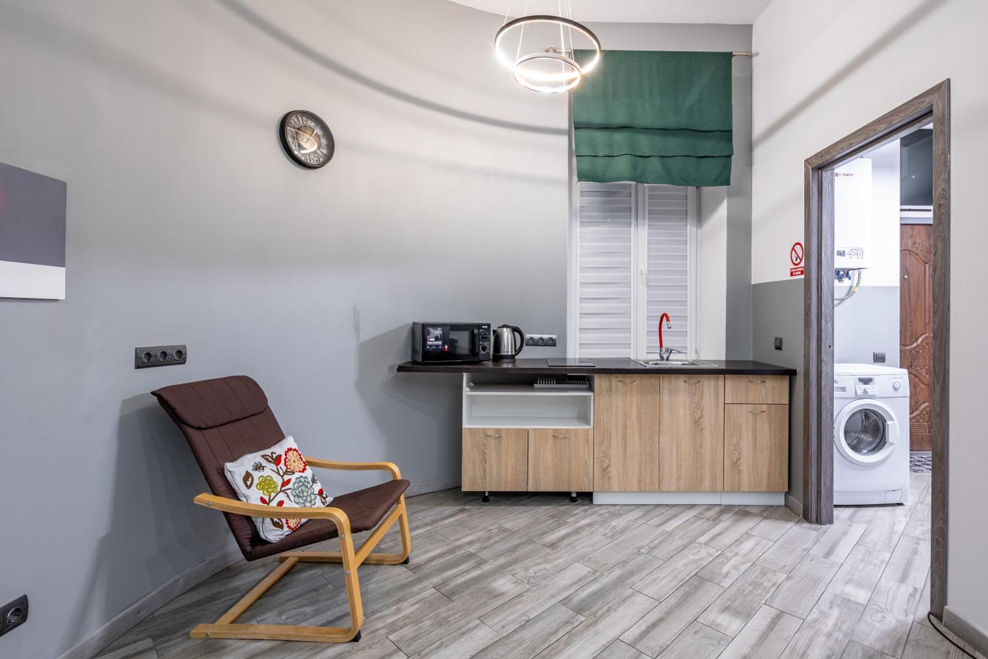 Cozy Apartments Center ลวีฟ ภายนอก รูปภาพ