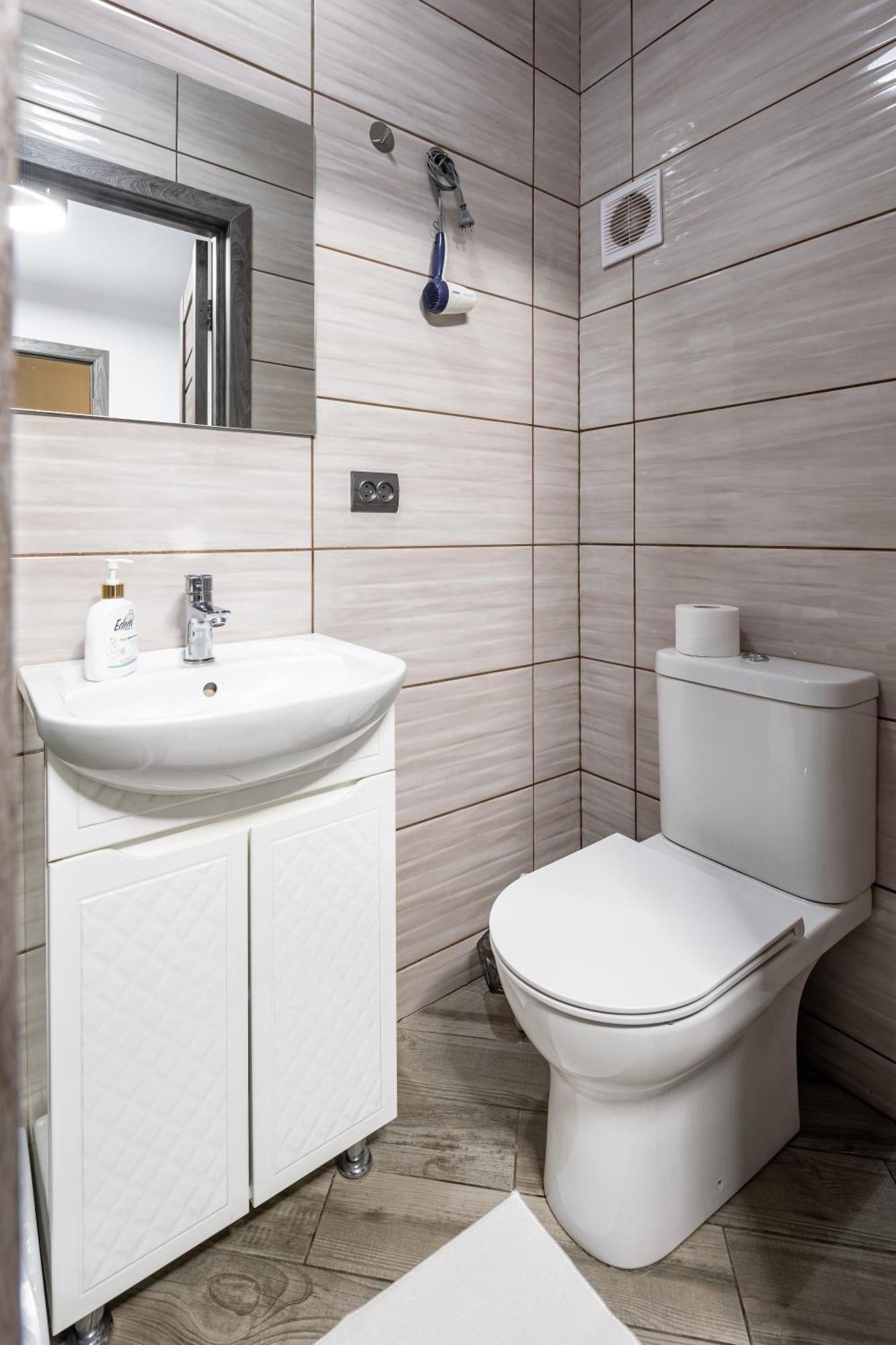 Cozy Apartments Center ลวีฟ ภายนอก รูปภาพ