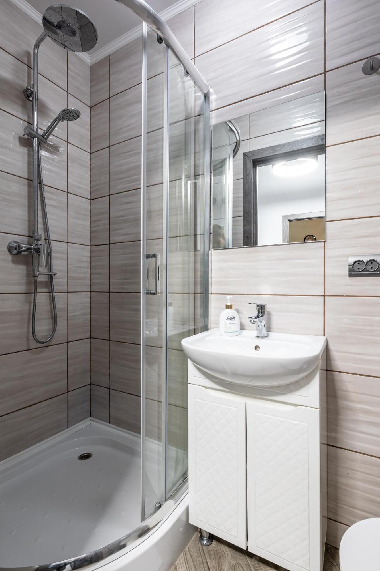 Cozy Apartments Center ลวีฟ ภายนอก รูปภาพ