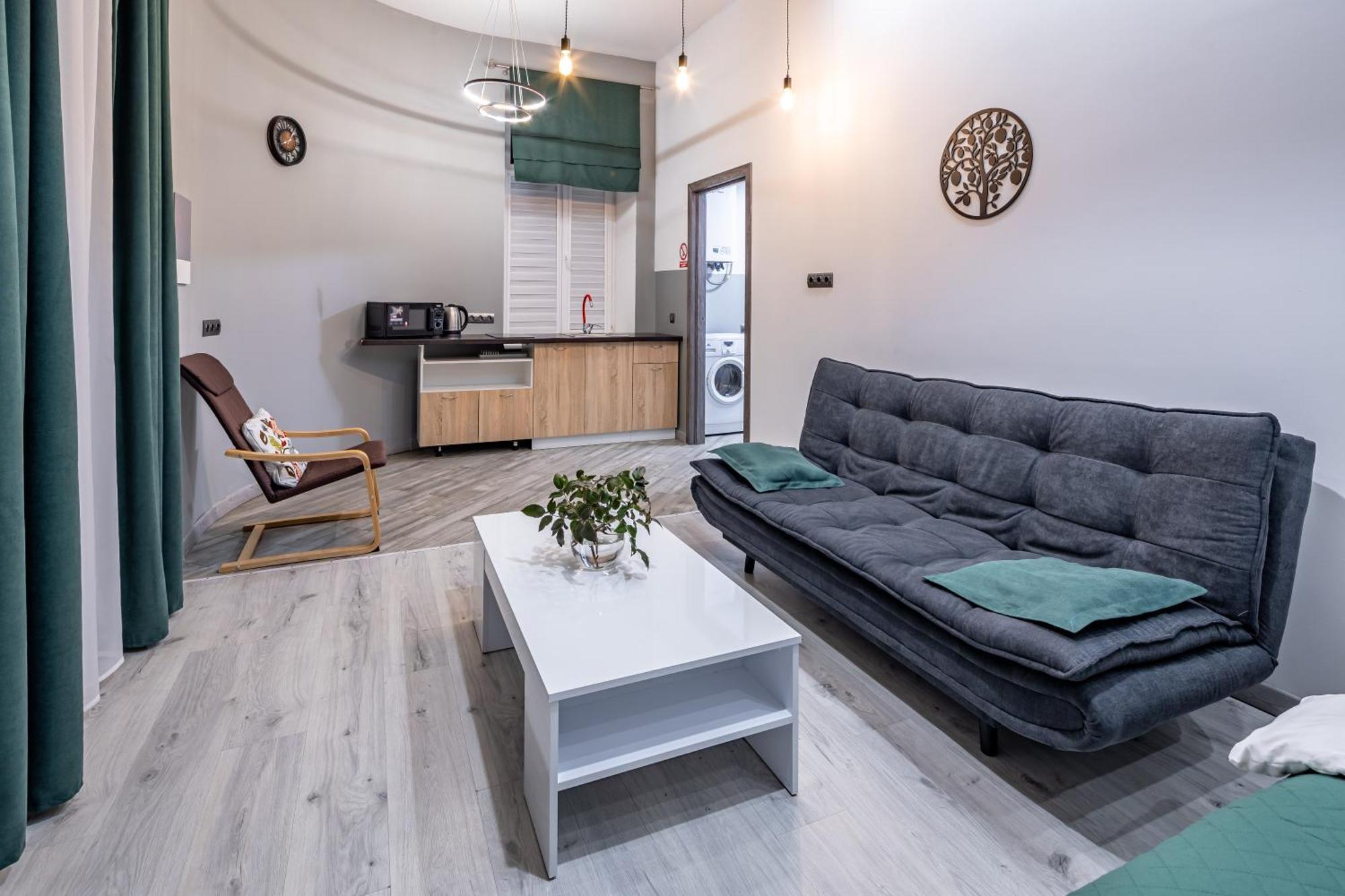 Cozy Apartments Center ลวีฟ ภายนอก รูปภาพ